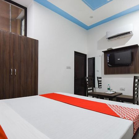 Hotel O Chandigarh Inn מראה חיצוני תמונה